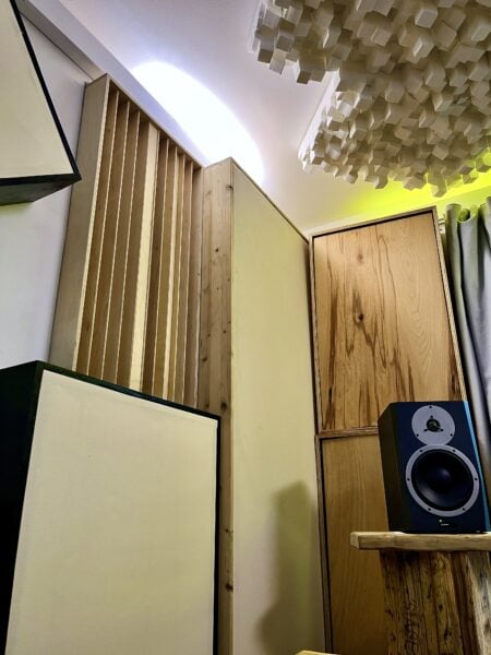 Recording studio with acoustic elements